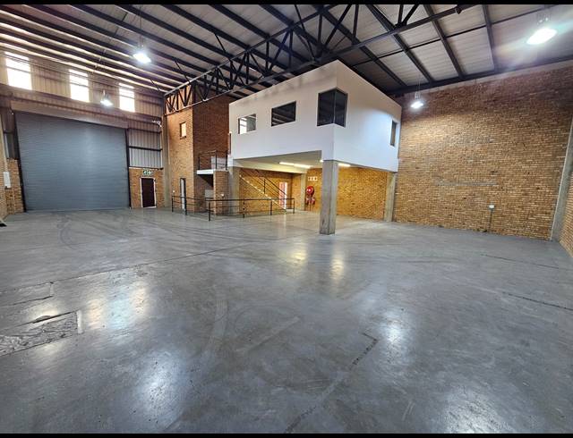 405M² MINI FACTORY TO LET IN LANSERIA